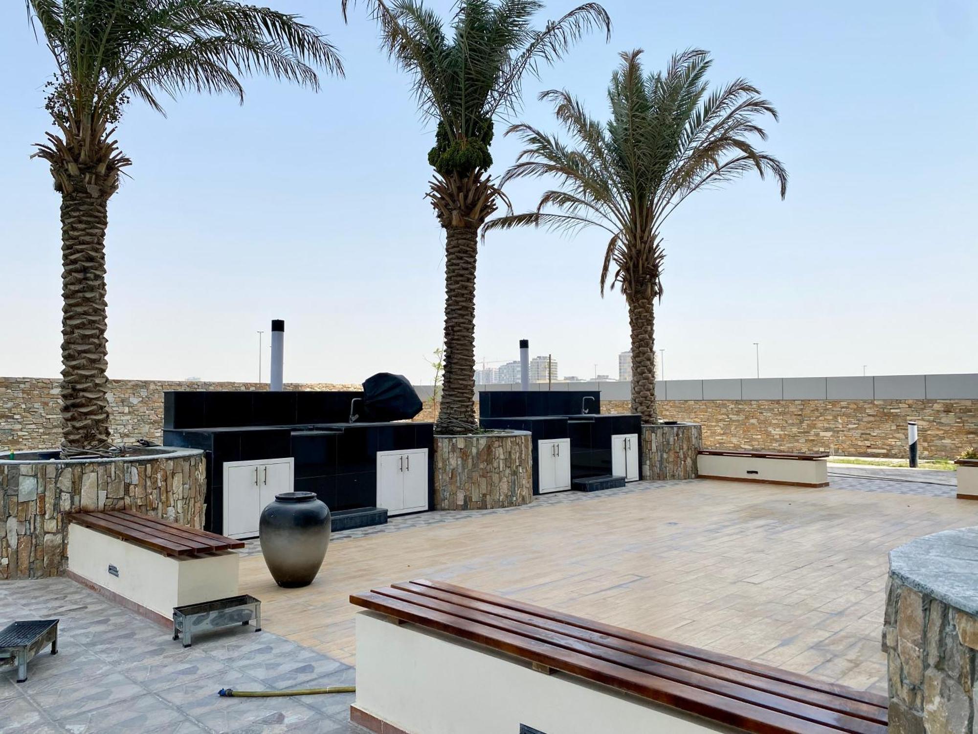 Apartment Marcopolo - Spacious Studio, Jvt, Gym & Pool *
